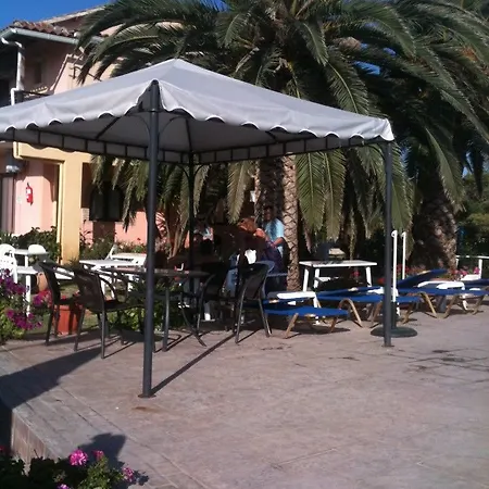 Lord Complex Lägenhetshotell Agios Georgios (Corfu)